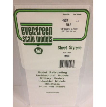 PLASTICARD PLATTOR RUTM�NSTER 3.2x3.2 mm 350x150 mm 1 mm tjock (1)