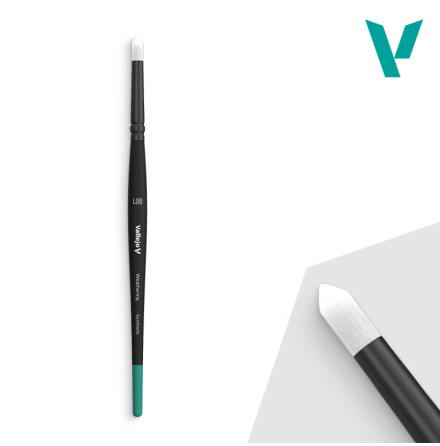 Vallejo Brush: Weathering Series round synthetic, large